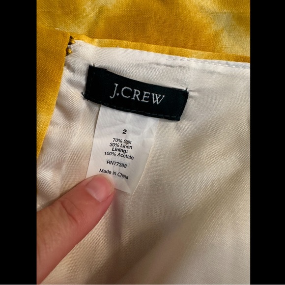 J. CREW Mini Skirt Tie Dye Sunflower Yellow Silk Linen Lined Exposed Zipper - Picture 6 of 8